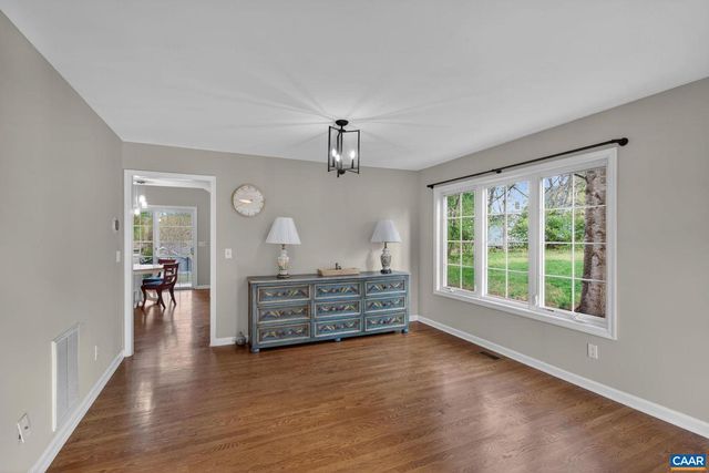 5 CAMPBELL CT, Palmyra, VA 22963