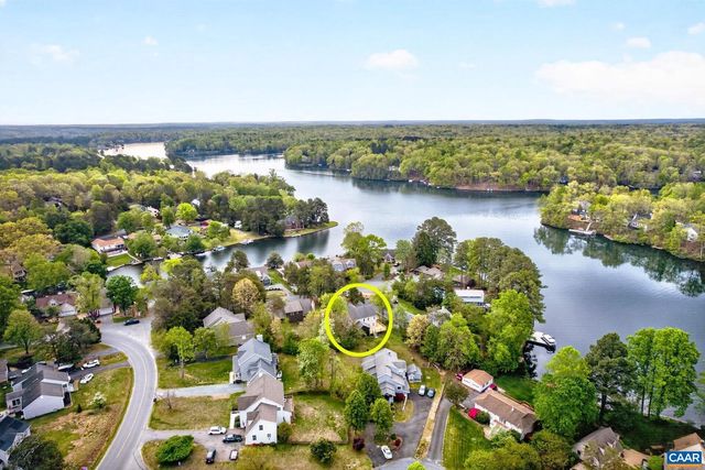 5 CAMPBELL CT, Palmyra, VA 22963