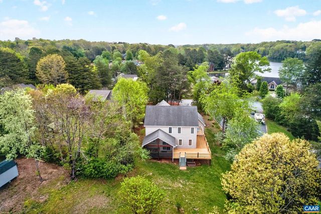 5 CAMPBELL CT, Palmyra, VA 22963