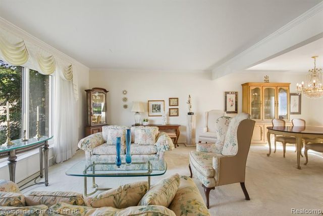 23282 N Rosedale Court, Saint Clair Shores, MI 48080