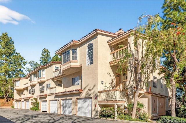 688 Indian Oak Lane 102, Oak Park, CA 91377
