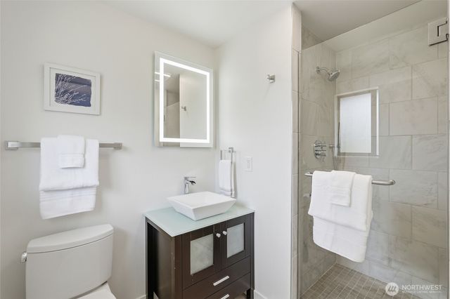 1220 NW 201st Street, Shoreline, WA 98177