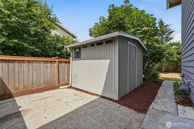 1220 NW 201st Street, Shoreline, WA 98177