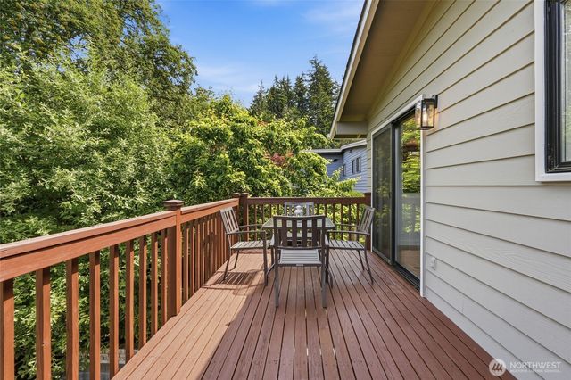 1220 NW 201st Street, Shoreline, WA 98177