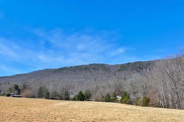 240 Sardis Church Road, Whitwell, TN 37397