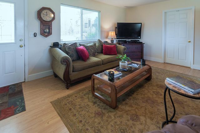 240 Sardis Church Road, Whitwell, TN 37397