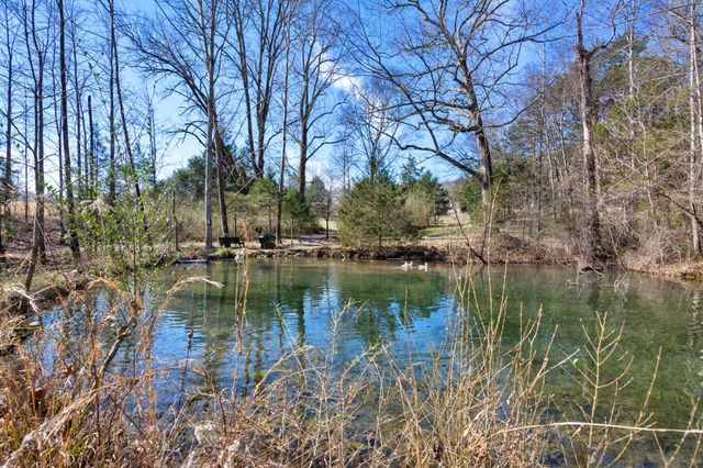 240 Sardis Church Road, Whitwell, TN 37397