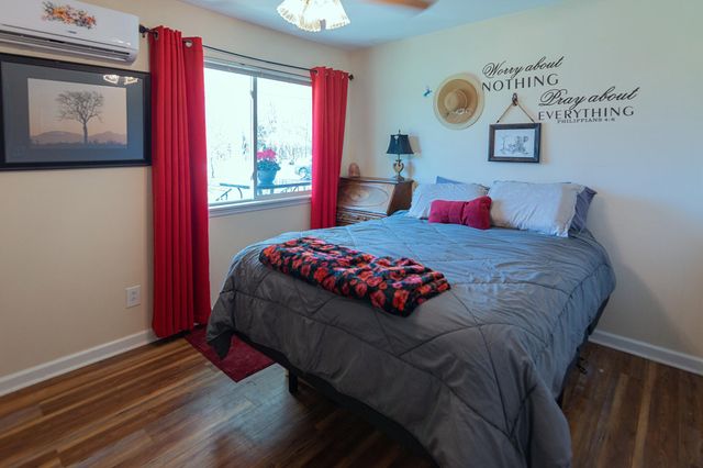 240 Sardis Church Road, Whitwell, TN 37397