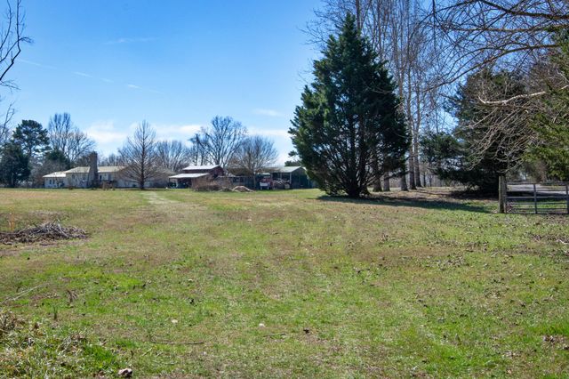 240 Sardis Church Road, Whitwell, TN 37397