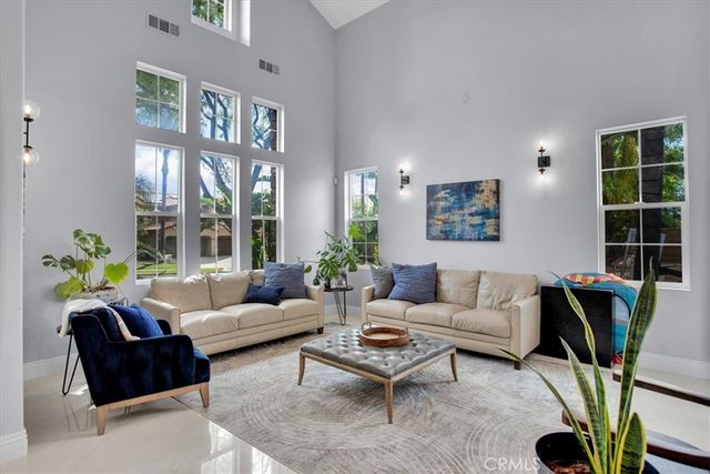 1596 Vandagriff, Corona, CA 92883