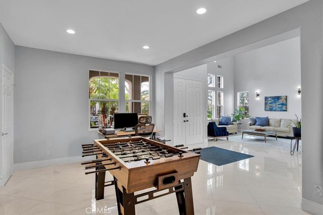1596 Vandagriff, Corona, CA 92883