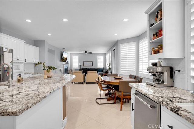 1596 Vandagriff, Corona, CA 92883