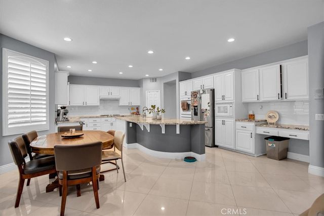 1596 Vandagriff, Corona, CA 92883