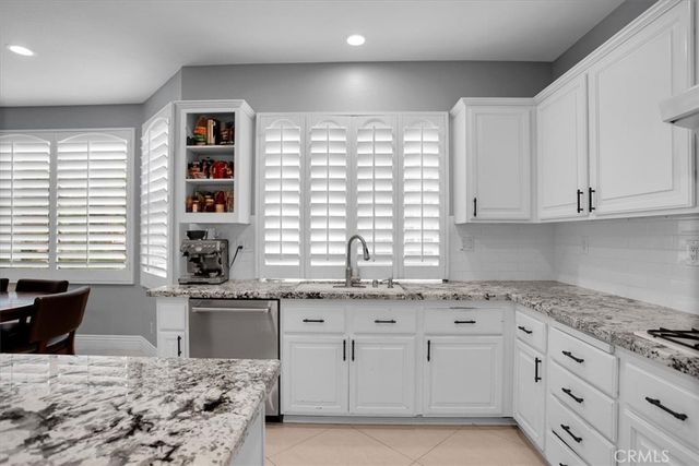 1596 Vandagriff, Corona, CA 92883