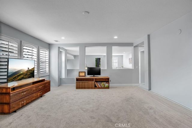 1596 Vandagriff, Corona, CA 92883