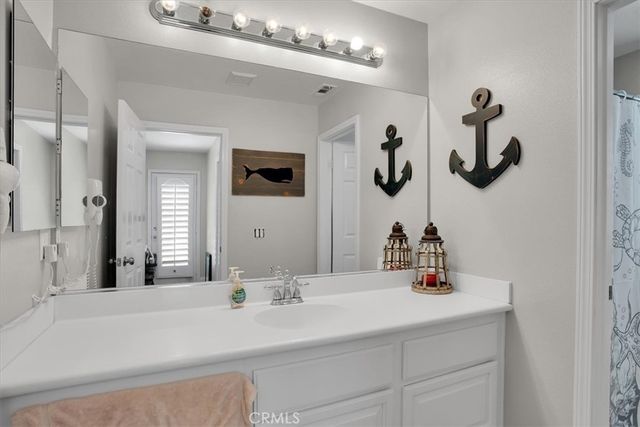 1596 Vandagriff, Corona, CA 92883