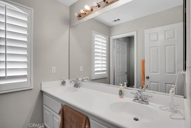 1596 Vandagriff, Corona, CA 92883