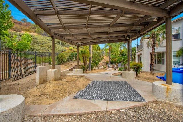 1596 Vandagriff, Corona, CA 92883