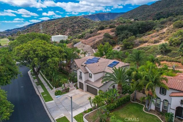 1596 Vandagriff, Corona, CA 92883