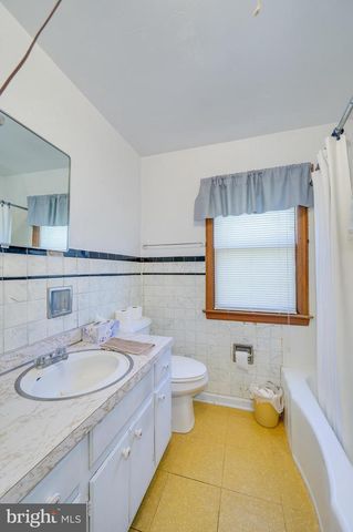 8582 SHEPHERDSTOWN PIKE, Shepherdstown, WV 25443
