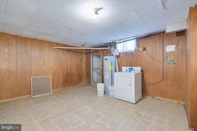 8582 SHEPHERDSTOWN PIKE, Shepherdstown, WV 25443