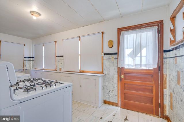 8582 SHEPHERDSTOWN PIKE, Shepherdstown, WV 25443