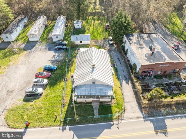 8582 SHEPHERDSTOWN PIKE, Shepherdstown, WV 25443