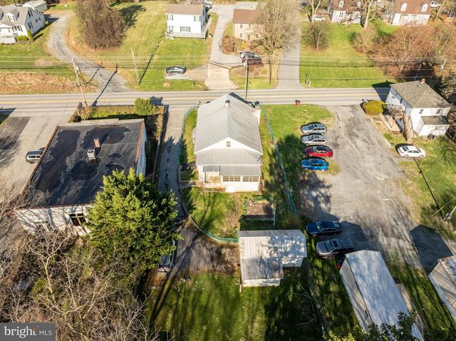 8582 SHEPHERDSTOWN PIKE, Shepherdstown, WV 25443