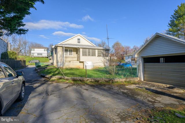 8582 SHEPHERDSTOWN PIKE, Shepherdstown, WV 25443