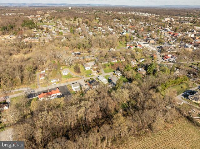 8582 SHEPHERDSTOWN PIKE, Shepherdstown, WV 25443