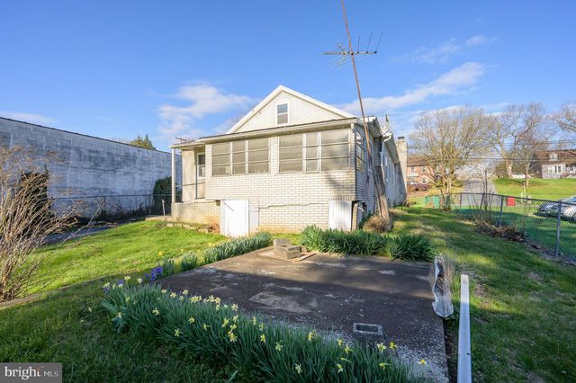 8582 SHEPHERDSTOWN PIKE, Shepherdstown, WV 25443