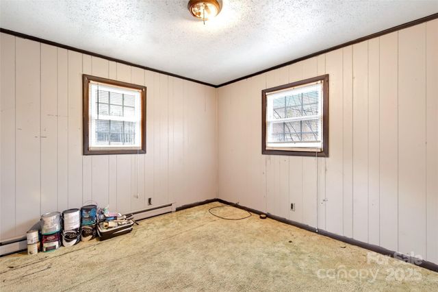 12231 N 226 Highway, Bakersville, NC 28705