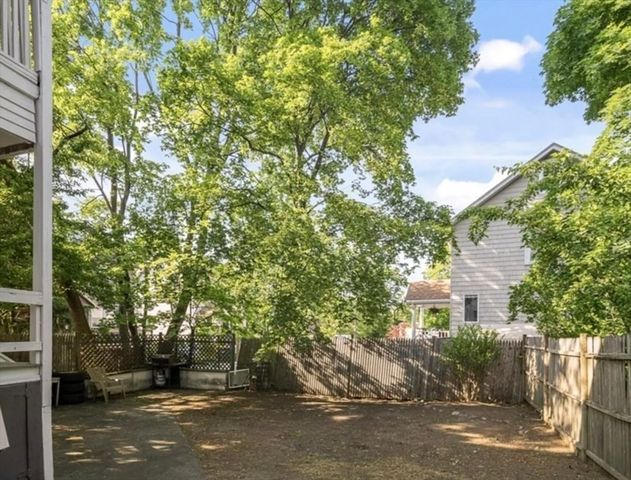 44 Green Leaf 2, Medford, MA 02155