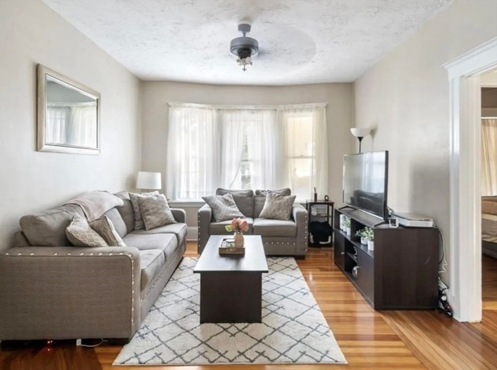 44 Green Leaf 2, Medford, MA 02155