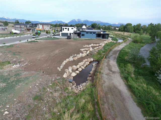 306 Southside Loop, Salida, CO 81201