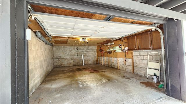751 Naylor St, Greenfield, PA 15207