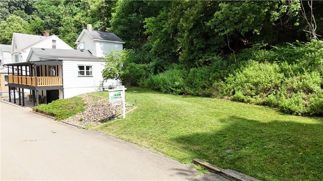 751 Naylor St, Greenfield, PA 15207