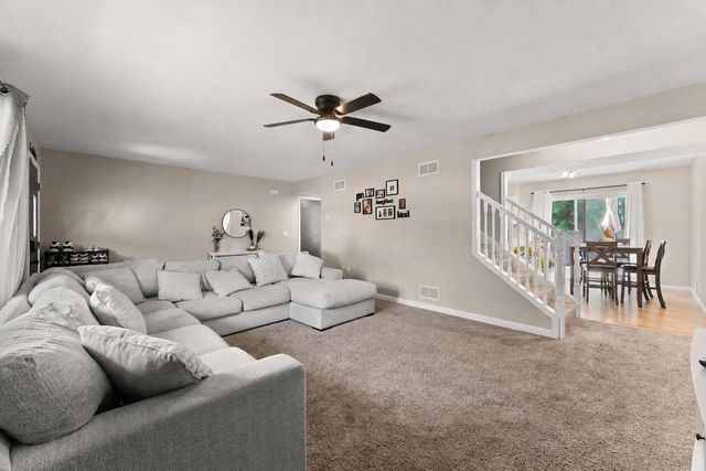 1318 Whippoorwill Road, Valparaiso, IN 46383