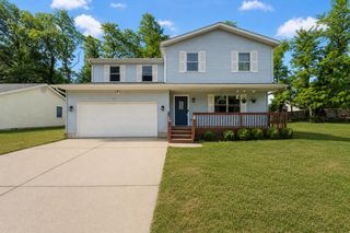 1318 Whippoorwill Road, Valparaiso, IN 46383