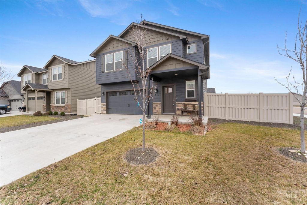 513 Stanley Lake St, Middleton, ID 83644 photo 2