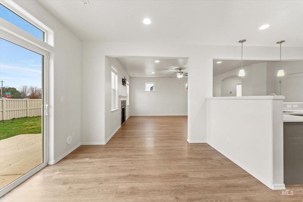 513 Stanley Lake St, Middleton, ID 83644 photo 7