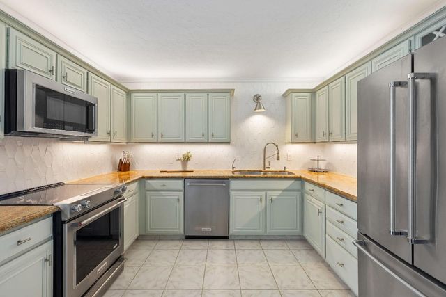 2220 S Ocean Boulevard 904, Delray Beach, FL 33483