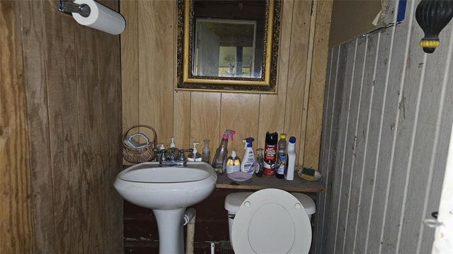 8002 Richland Drive, Houston, TX 77028