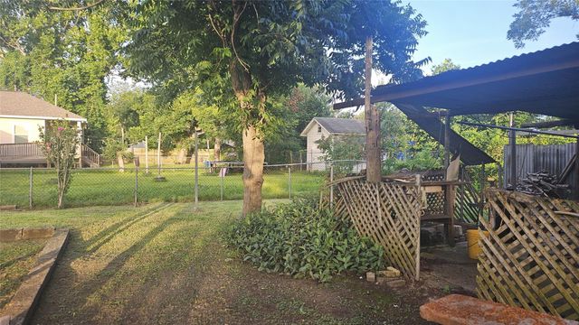 8002 Richland Drive, Houston, TX 77028