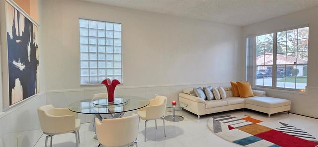 661 Lake Wellington Drive, Wellington, FL 33414