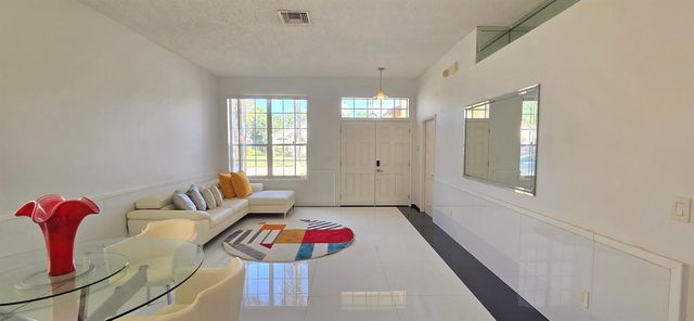 661 Lake Wellington Drive, Wellington, FL 33414