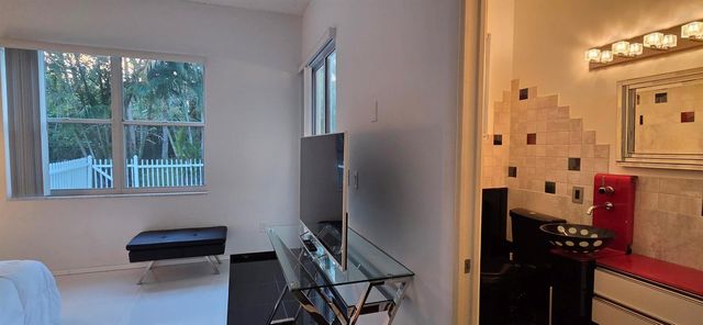 661 Lake Wellington Drive, Wellington, FL 33414