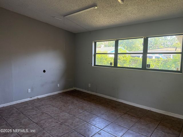 3944 COBALT Avenue E, Jacksonville, FL 32210
