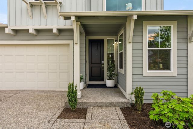 2336 NE Winlock Way, Poulsbo, WA 98370
