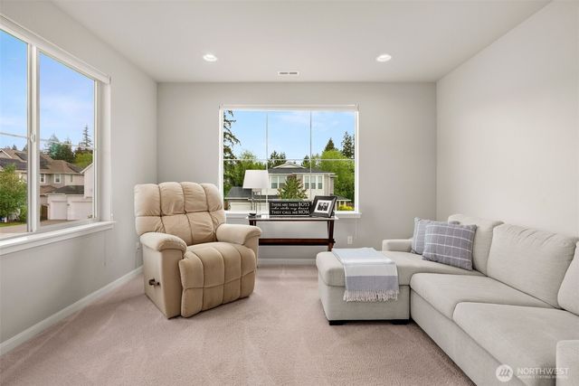 2336 NE Winlock Way, Poulsbo, WA 98370